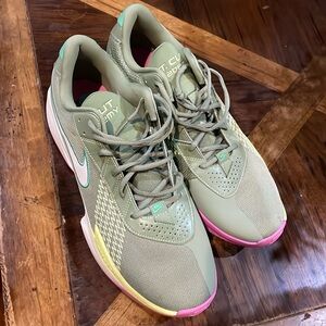 Nike GT Cut Academy (New)